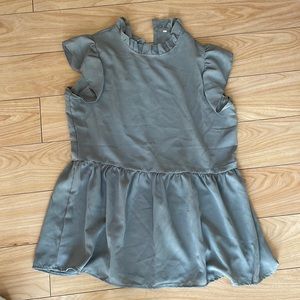 Olive green tunic! Size S